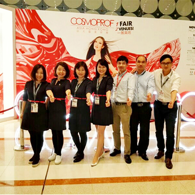 Listopad 2016 HK Cosmoprof